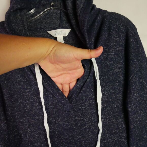 Market & Spruce Womens Size L Hoodie Navy Soft Knit Drawstrng Pullover Pockets - Picture 4 of 13